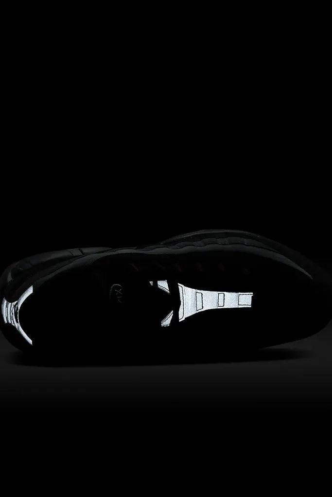 Moudda Nike -
