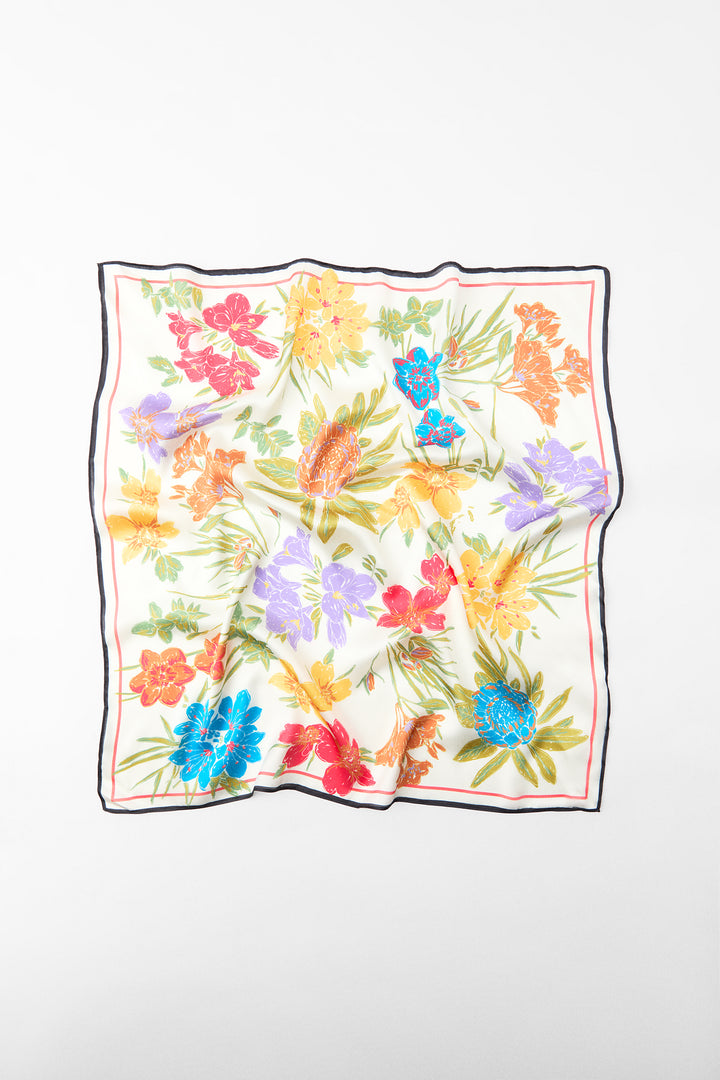 Foulard satin imprimé floral 60x60