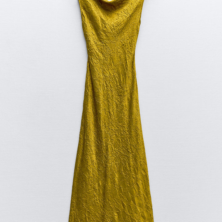 Moudda ZARA - Robe en satin décolleté dos manches courtes - Tunisie 2