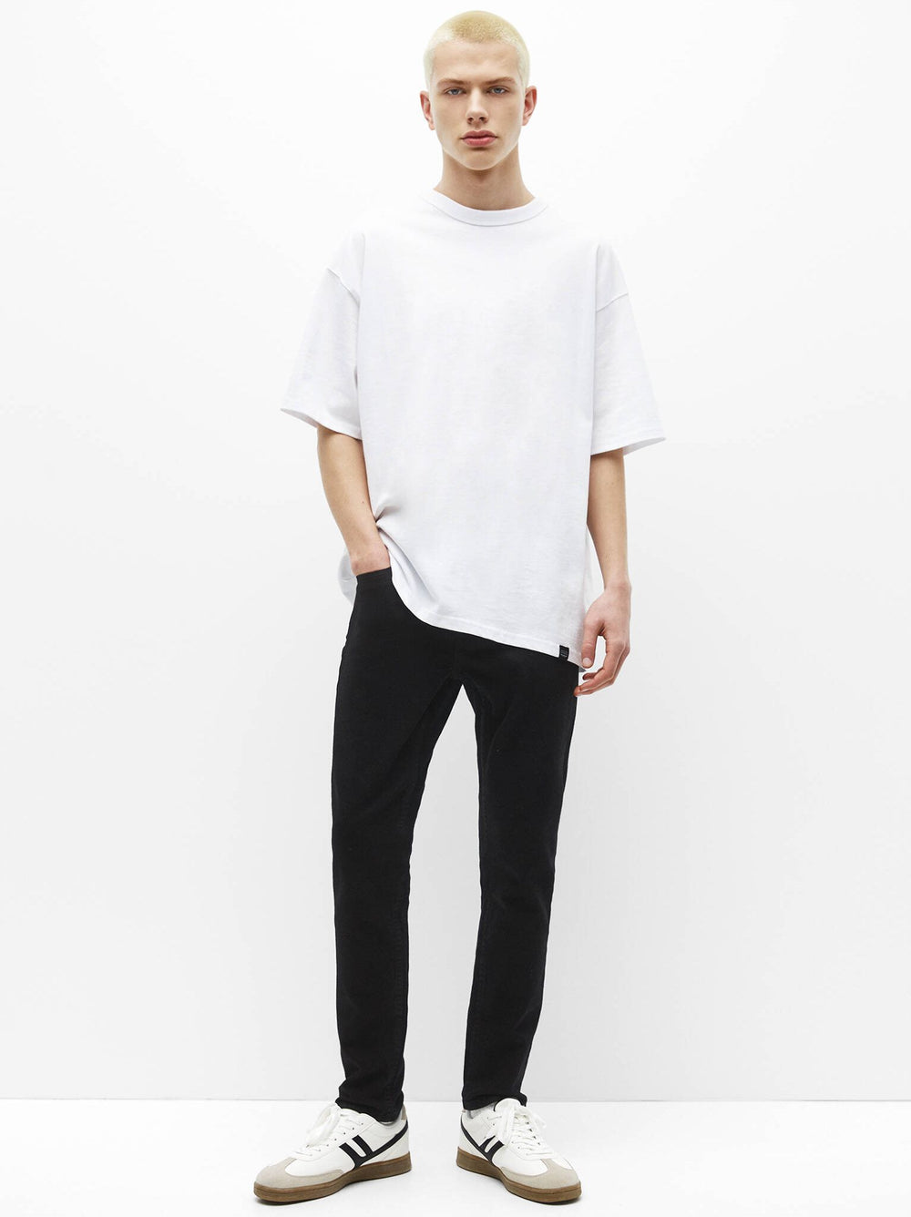 Moudda PULL & BEAR - Pantalon Denim Slim Confort - Noir Uni - Tunisie 2