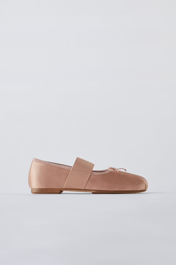 Ballerine satin élastique