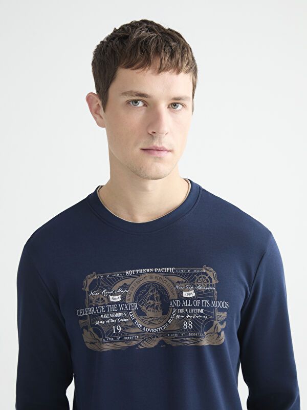 Moudda LC Waikiki - Sweatshirt imprimé basique couleur Nouveau Bleu marine pour hommes - Tunisie 1