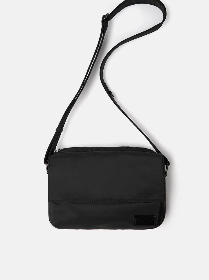 Moudda PULL & BEAR - Bandoulière Nylon Tapeta - Tunisie 4