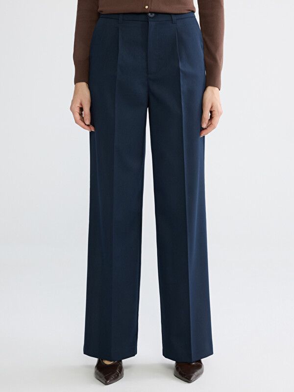 Moudda LC Waikiki - Pantalon épais en tissu pour Femme couleur Bleu marine foncé - Tunisie 2