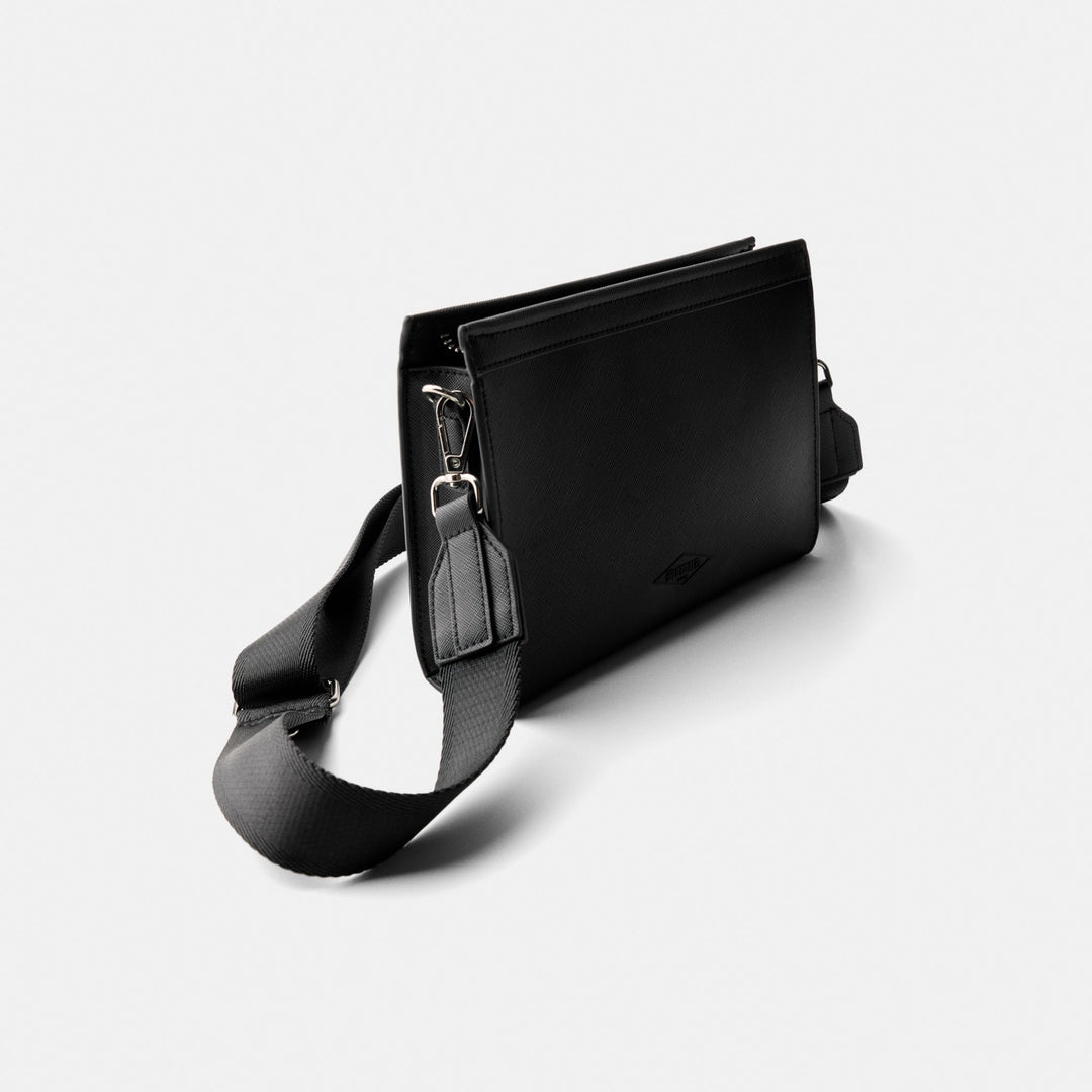 Moudda BERSHKA - Sac Bandoulière Plat - Tunisie 1