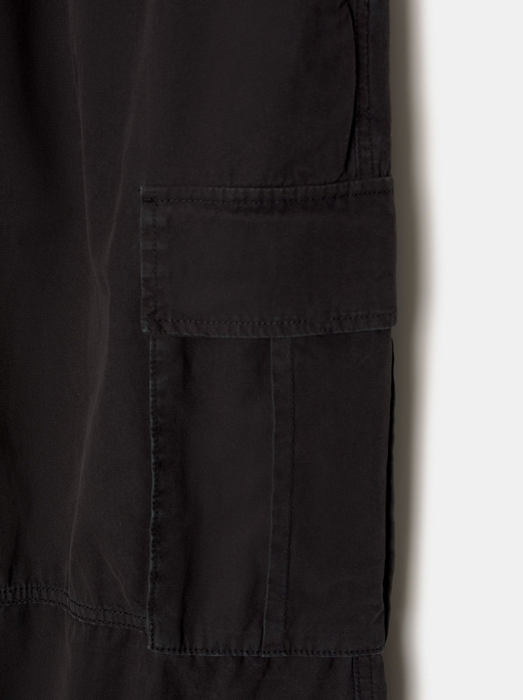 Moudda PULL & BEAR - Trousers - Tunisie 1