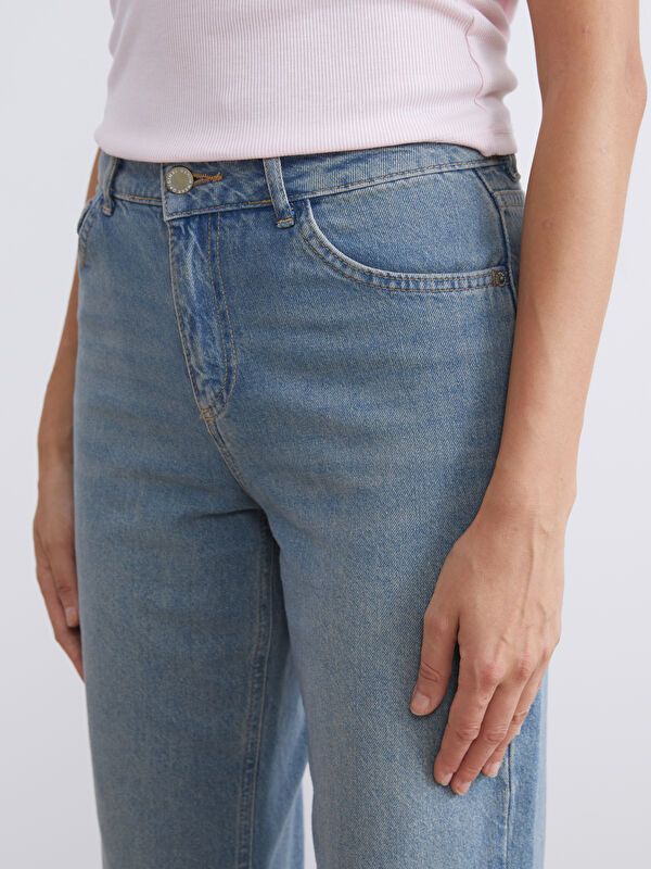 Moudda LC Waikiki - Pantalon jean tissé basique Femme Indigo teinte moyenne - Tunisie 3