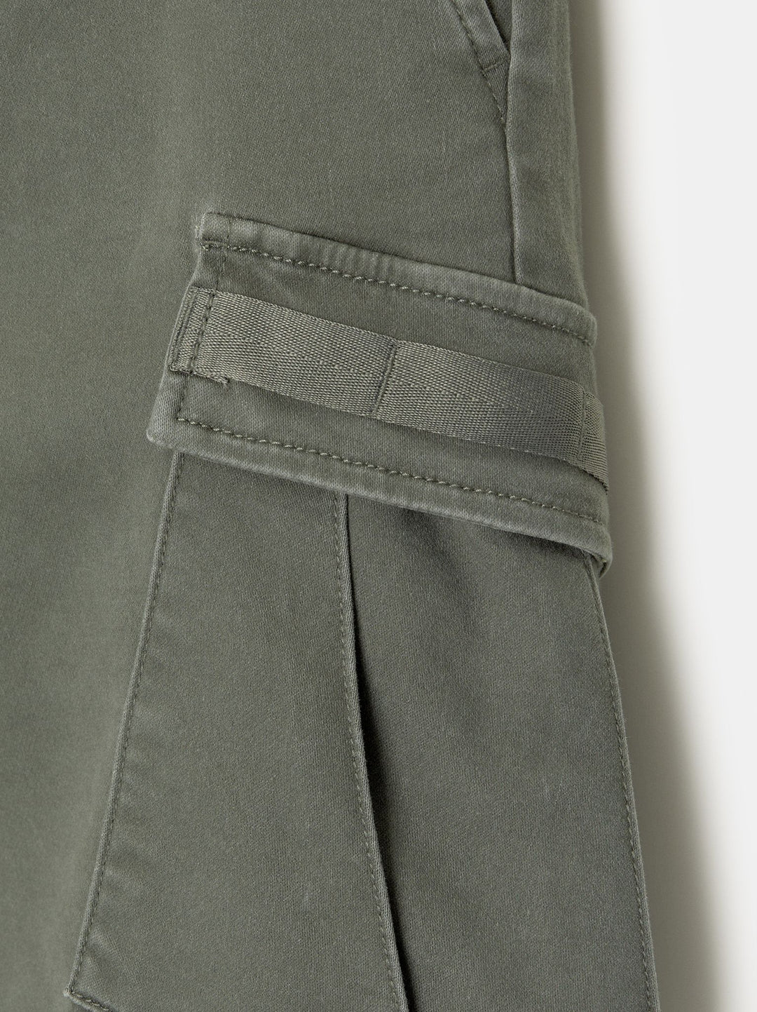 Moudda PULL & BEAR - Bermuda Cargo Devant Poche Soft Knit Basique - Tunisie 3