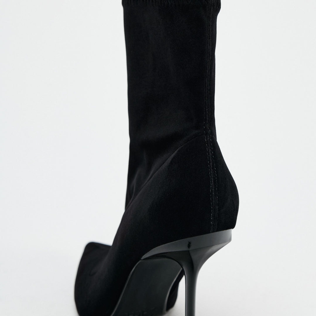 Moudda ZARA - Bottine talon velours - Tunisie 4