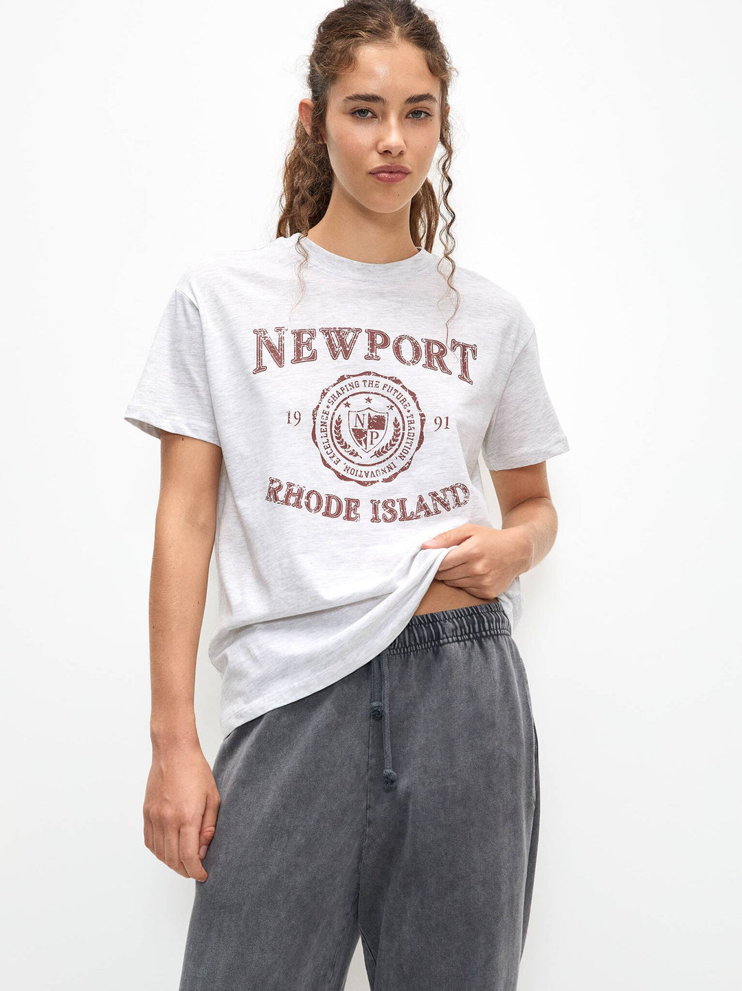 Moudda PULL & BEAR - Body Graphique Sceau et Numéro Varsity Gris - Tunisie 2