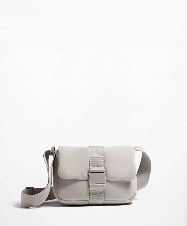 Moudda Oysho - Mini Sac en Nylon avec Boucle - Tunisie 5