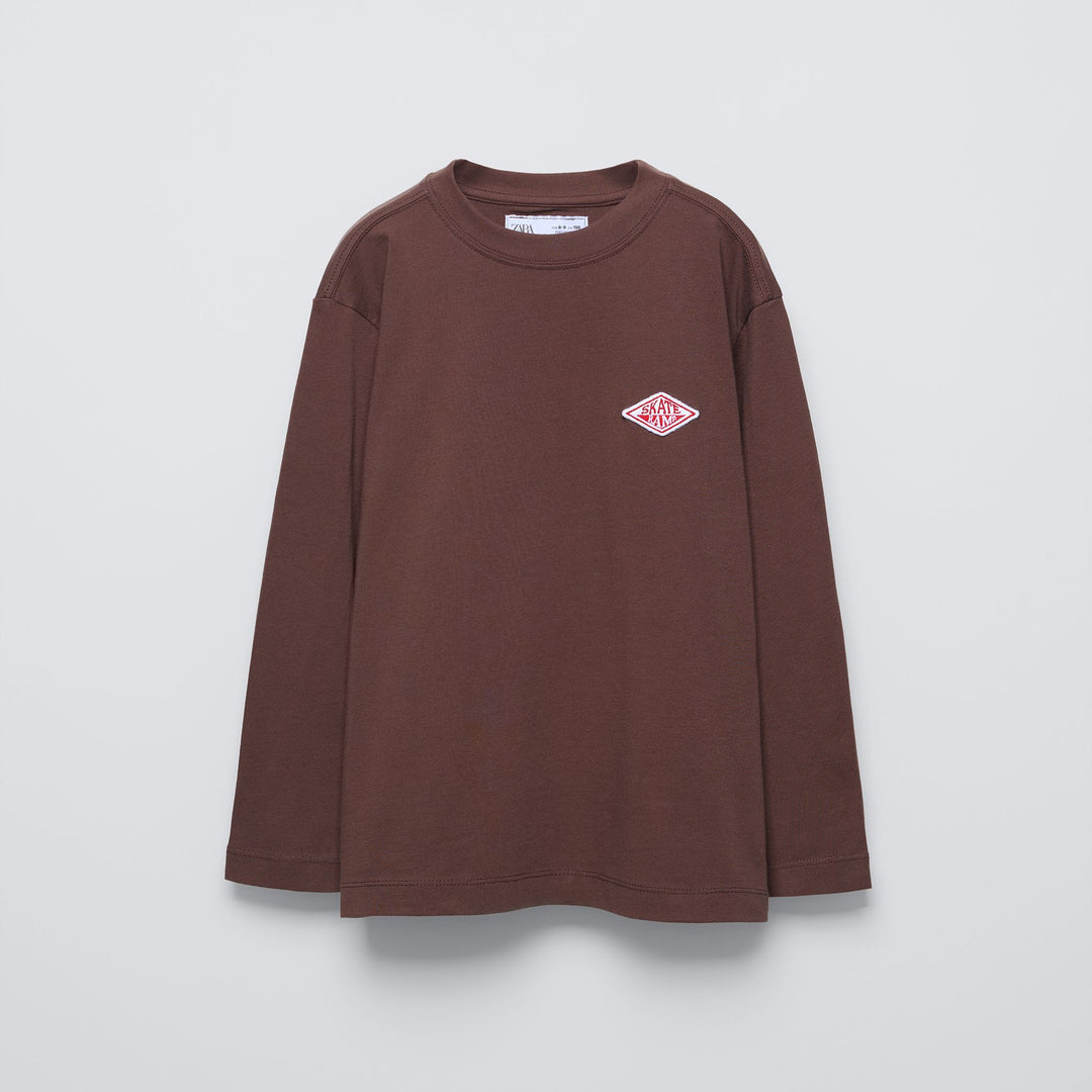 Moudda ZARA - T-shirt manches longues, patch rouge poitrine - Tunisie 2