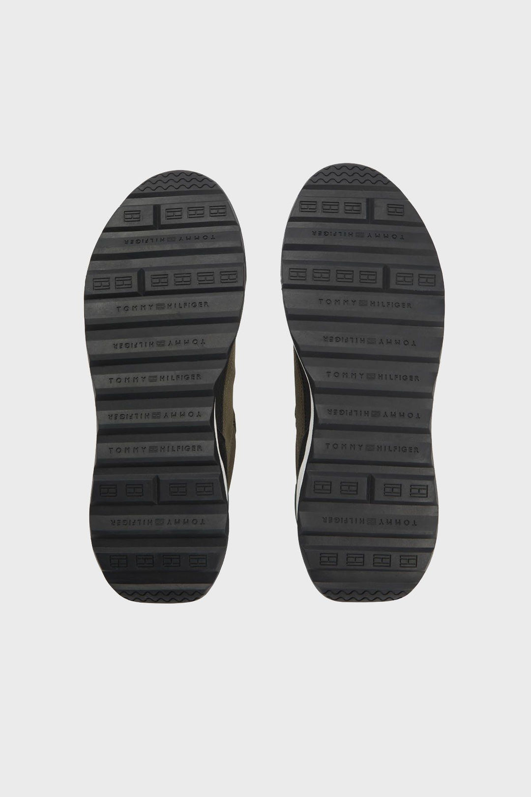 Moudda Tommy Hilfiger - Chaussures Tommy Hilfiger pour Hommes RETRO RUNNER MIX - Tunisie 5