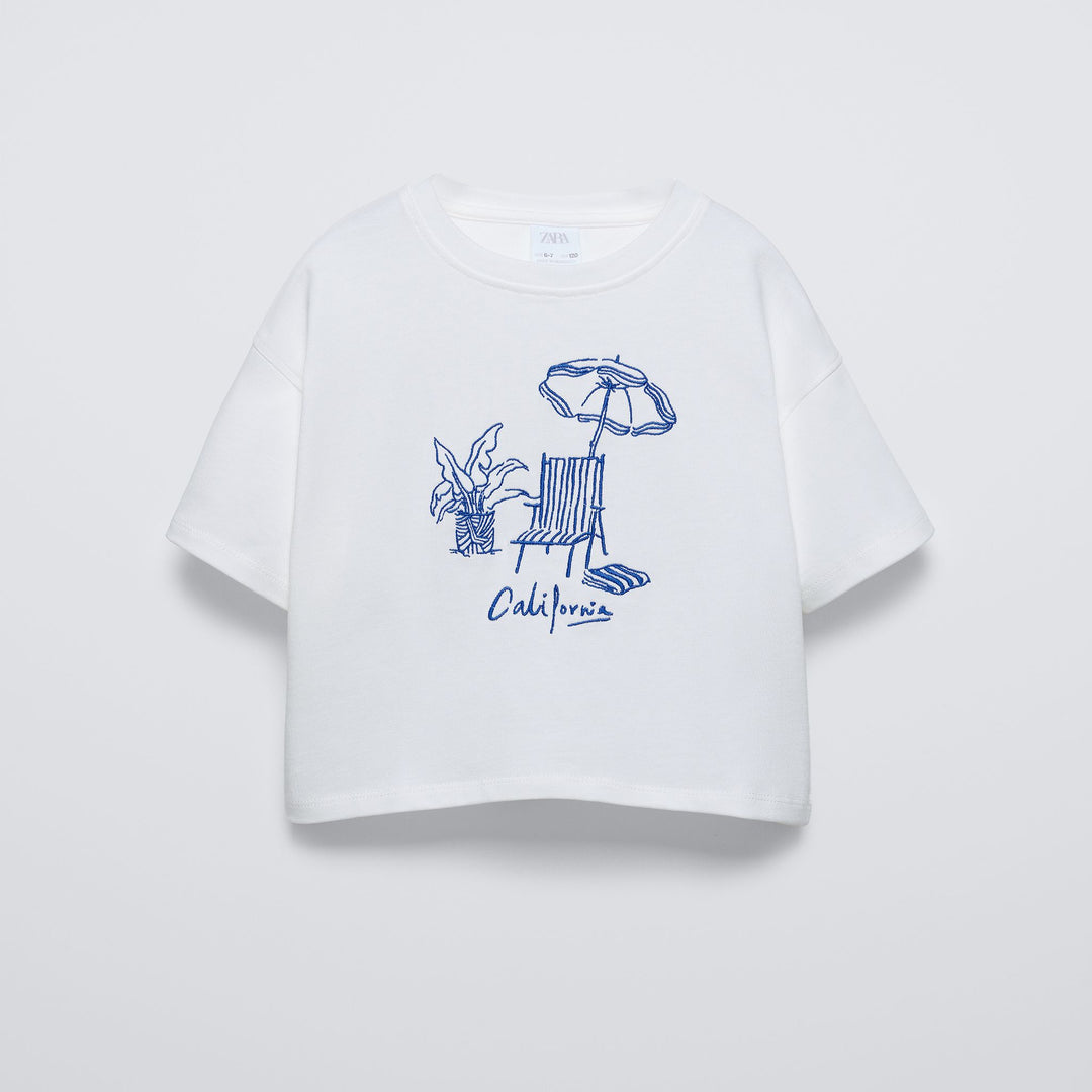 Moudda ZARA - T-shirt brodé chaise-longue et parasol - Tunisie 1
