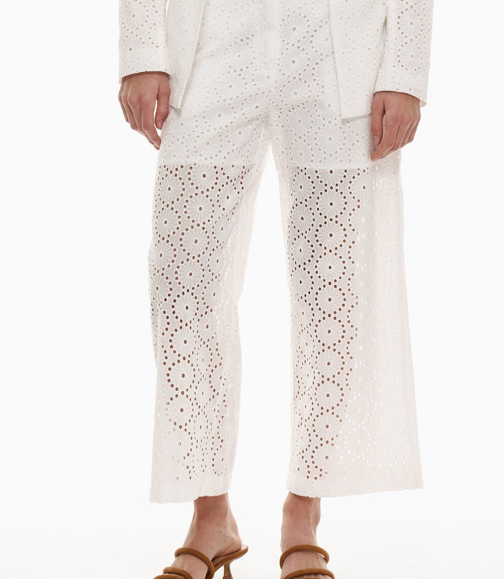 Moudda Lefties - Pantalon Culotte Schiffli - Collection Blanche - Tunisie 4