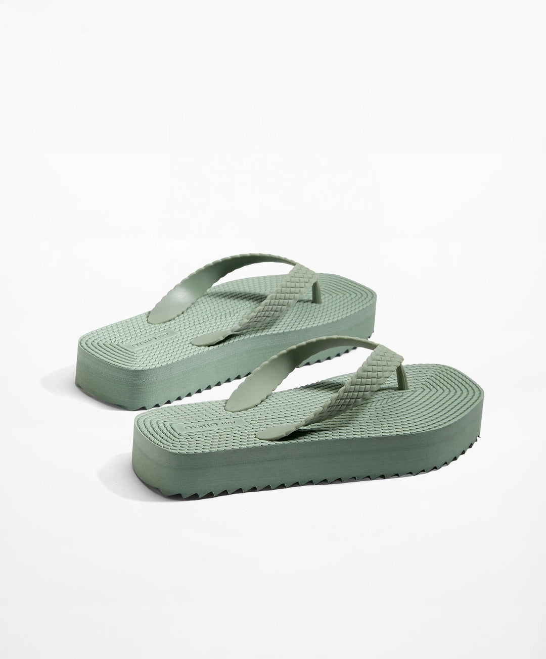 Moudda Oysho - Chaussures de Bain Plateforme Tressées Taille 34-36 - Tunisie 3