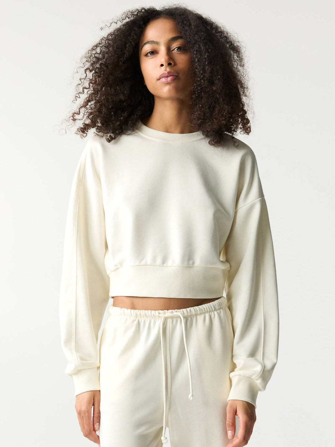 Moudda PULL & BEAR - Sweat Basique - Couture Avancée - Tunisie 2