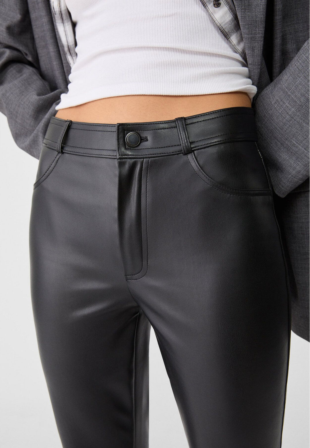 Moudda STRADIVARIUS - Pantalon Skinny en Simili Cuir - Tunisie 4