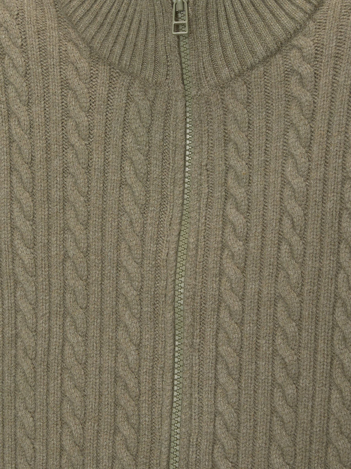 Moudda PULL & BEAR - Gilet Huit à Fermeture - Tunisie 2