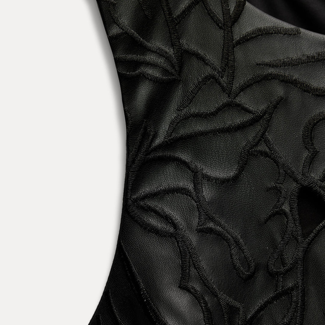 Moudda ZARA - Robe en similicuir gaufrée fleur ligne A - Tunisie 3