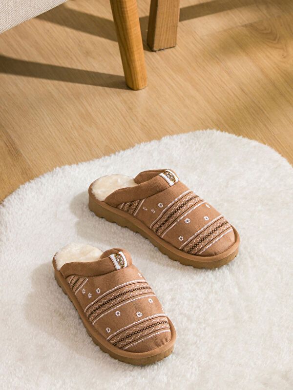 Moudda LC Waikiki - Chaussons d'intérieur pour Femme - Tunisie 1