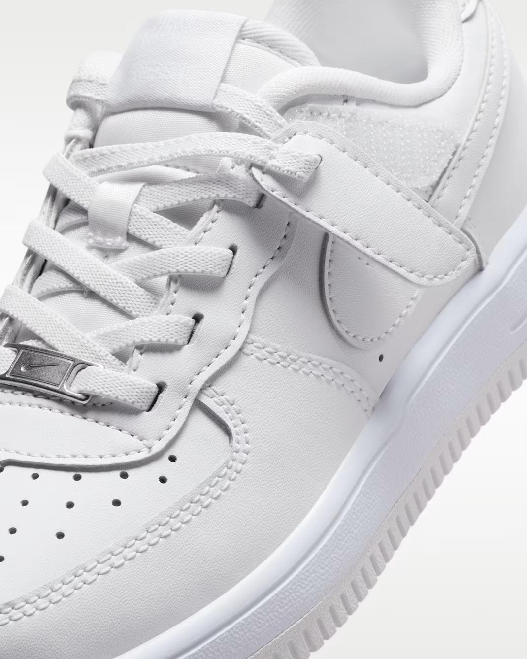FORCE 1 LOW EASYON