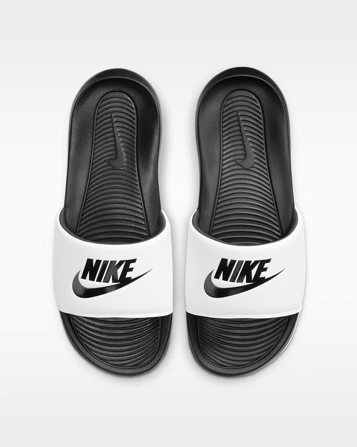 NIKE VICTORI ONE SLIDE