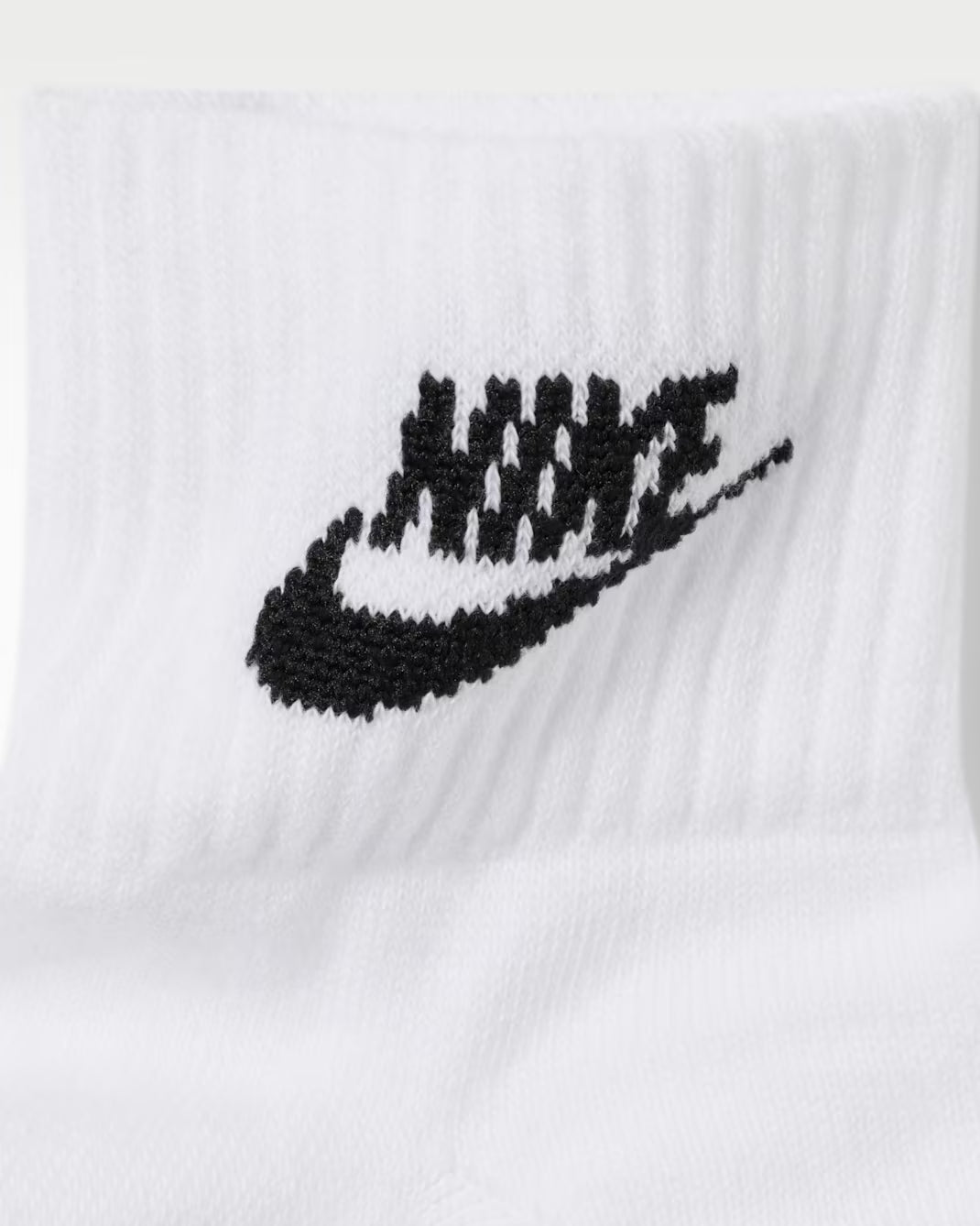 EVERYDAY ESSENTIAL ANKLE
