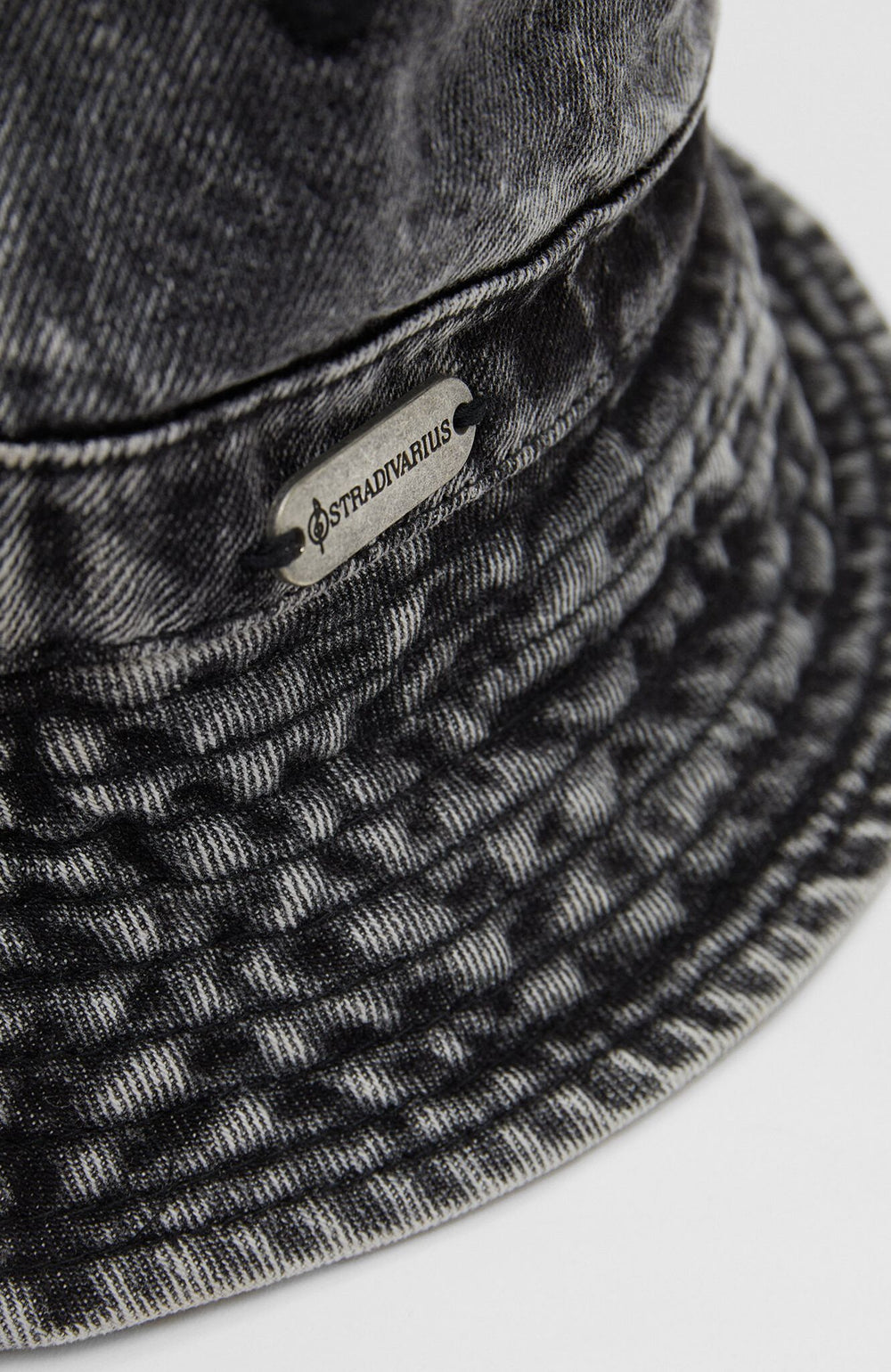 Moudda STRADIVARIUS - Chapeau/bonnet/casquette - Tunisie 2