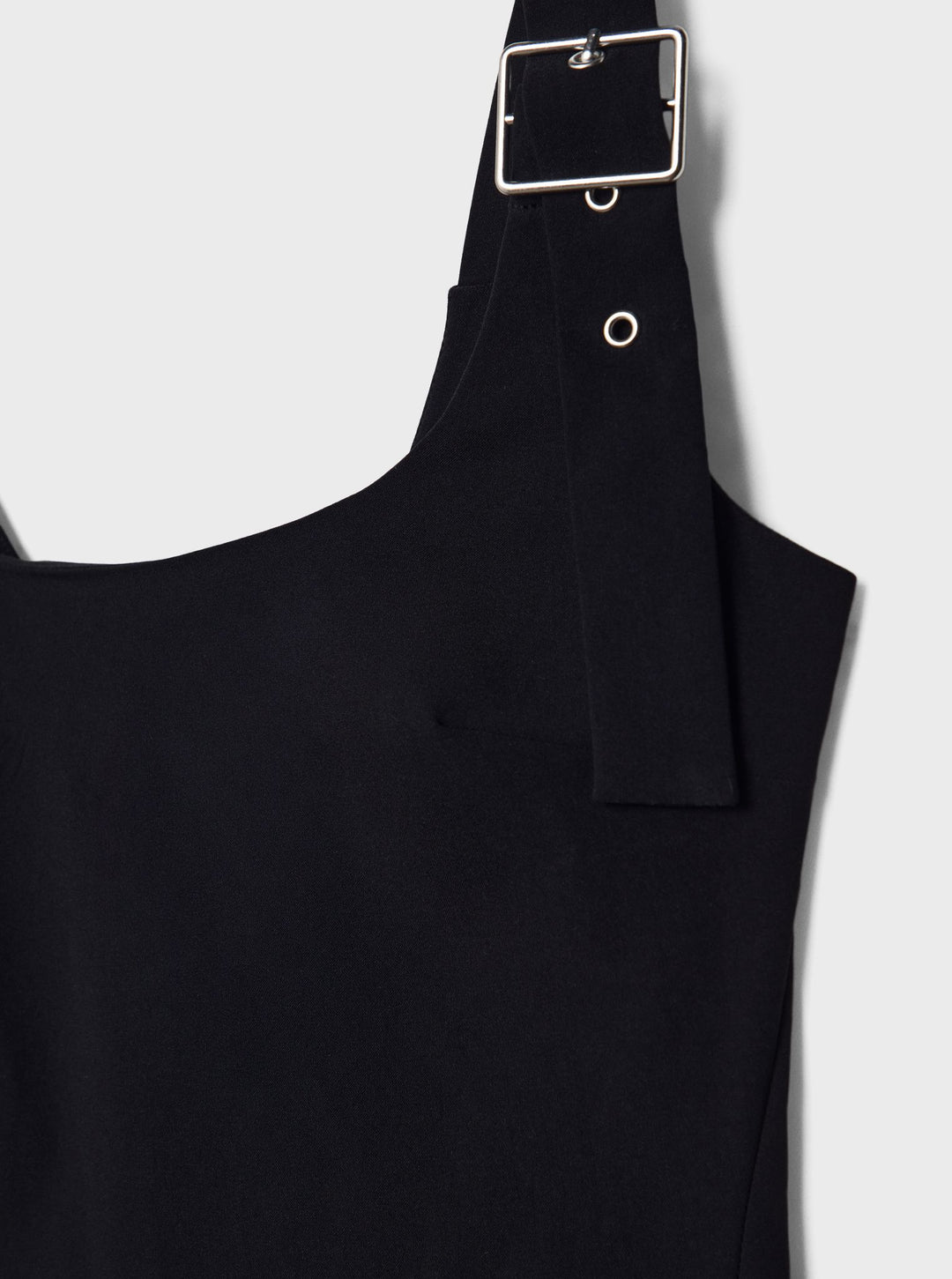 Moudda STRADIVARIUS - Robe Midi en Bengaline à Bretelles avec Boucles - Tunisie 2