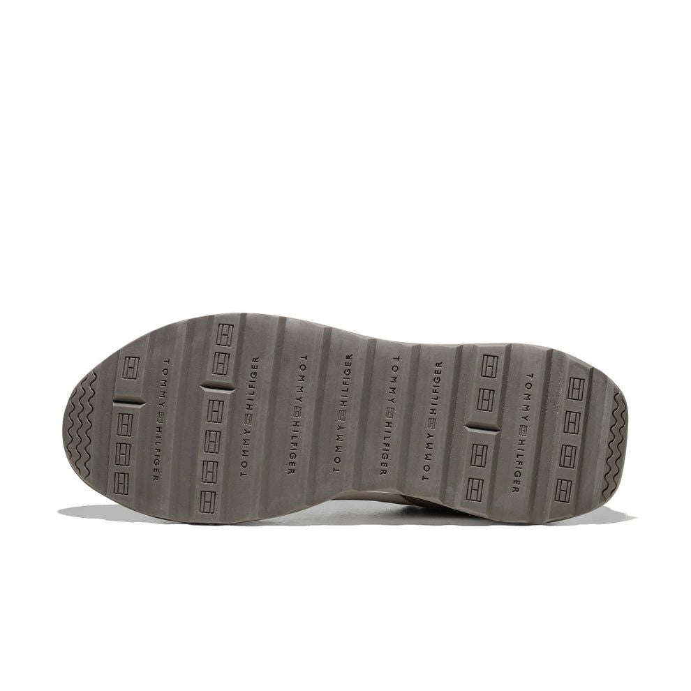 Moudda Tommy Hilfiger - Chaussures Tommy Hilfiger pour Hommes RETRO RUNNER NYLON M - Tunisie 6