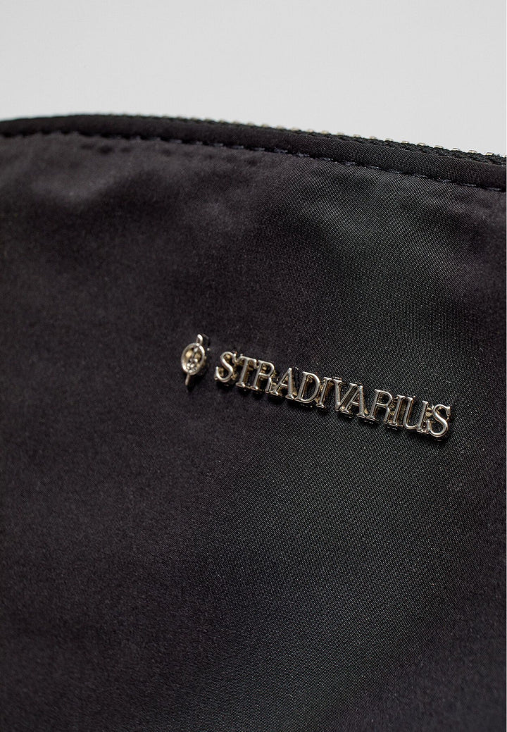 Moudda STRADIVARIUS - Grande Trousse en Maille - Tunisie 5
