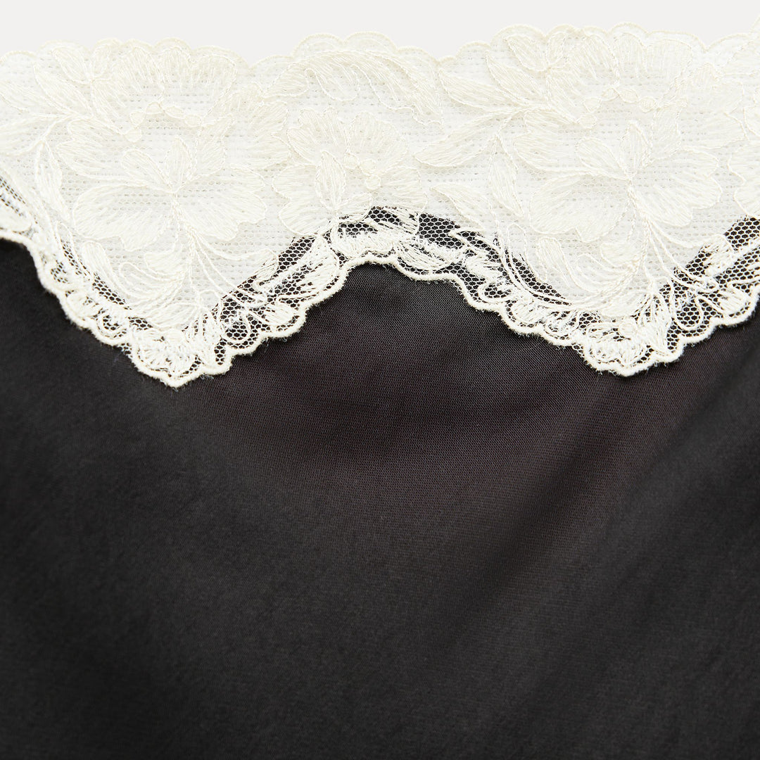 Moudda ZARA - Top bretelle satin col droit avec dentelle - Tunisie 4
