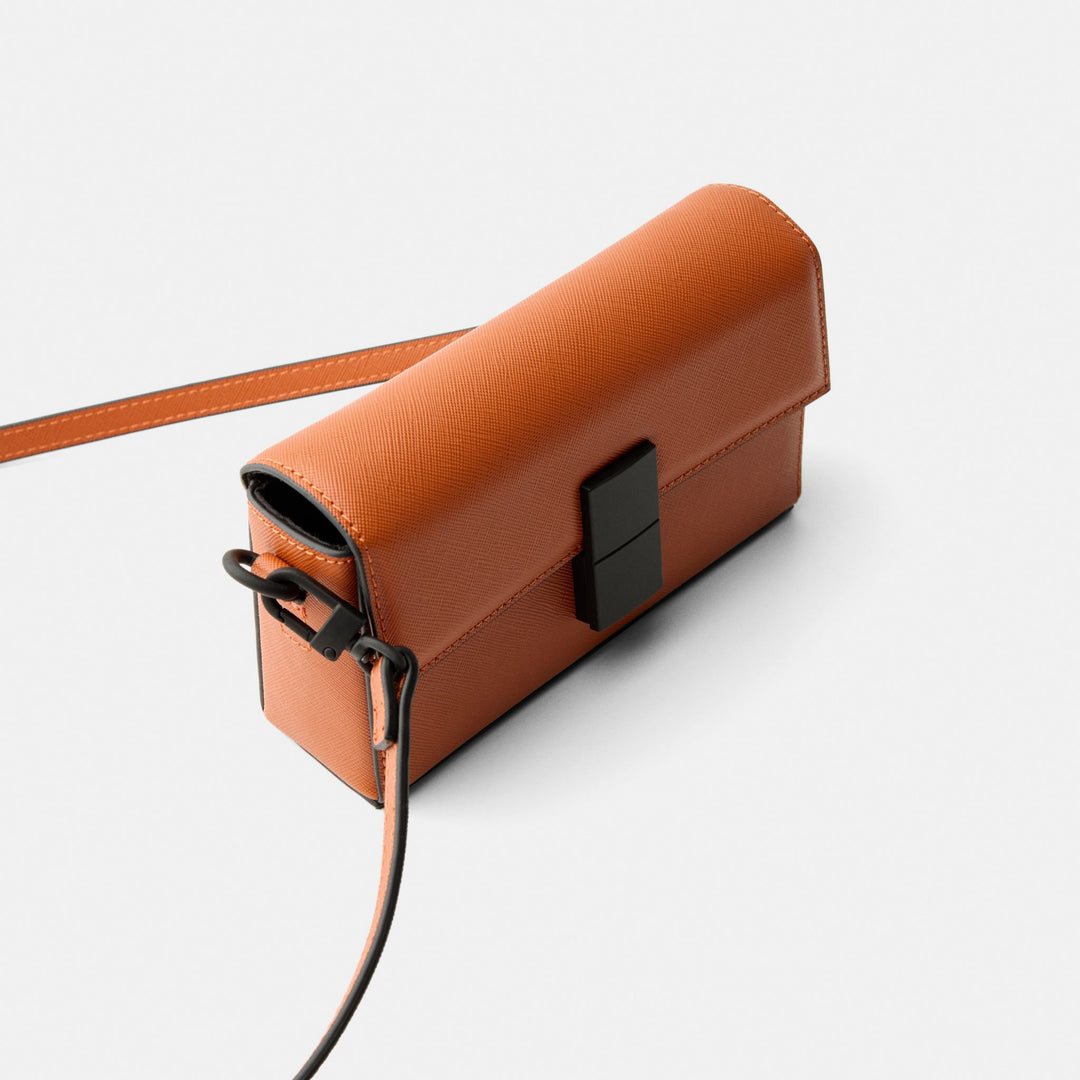 Moudda BERSHKA - Mini Sac Bandoulière Rigide - Tunisie 1
