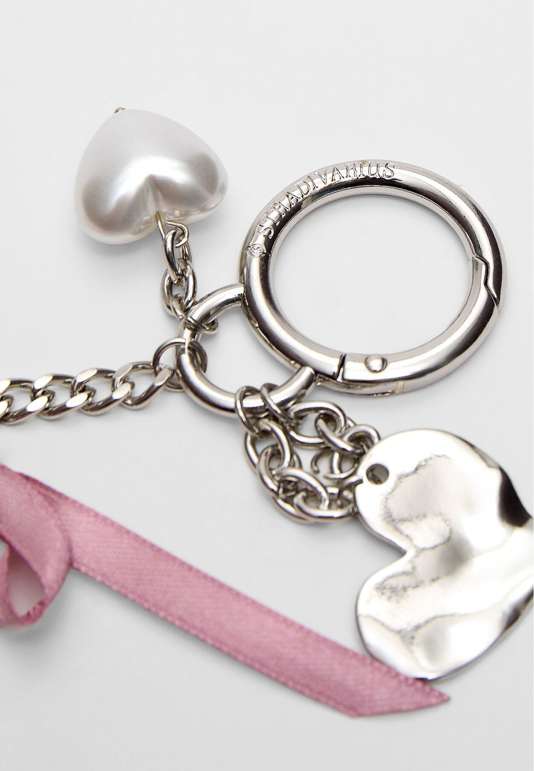 Moudda STRADIVARIUS - Porte-Clés Rose Nœud et Cœur - Tunisie 4