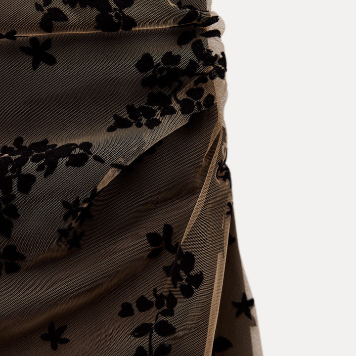 Moudda ZARA - Robe mi-longue en dentelle fines bretelles nœuds - Tunisie 4