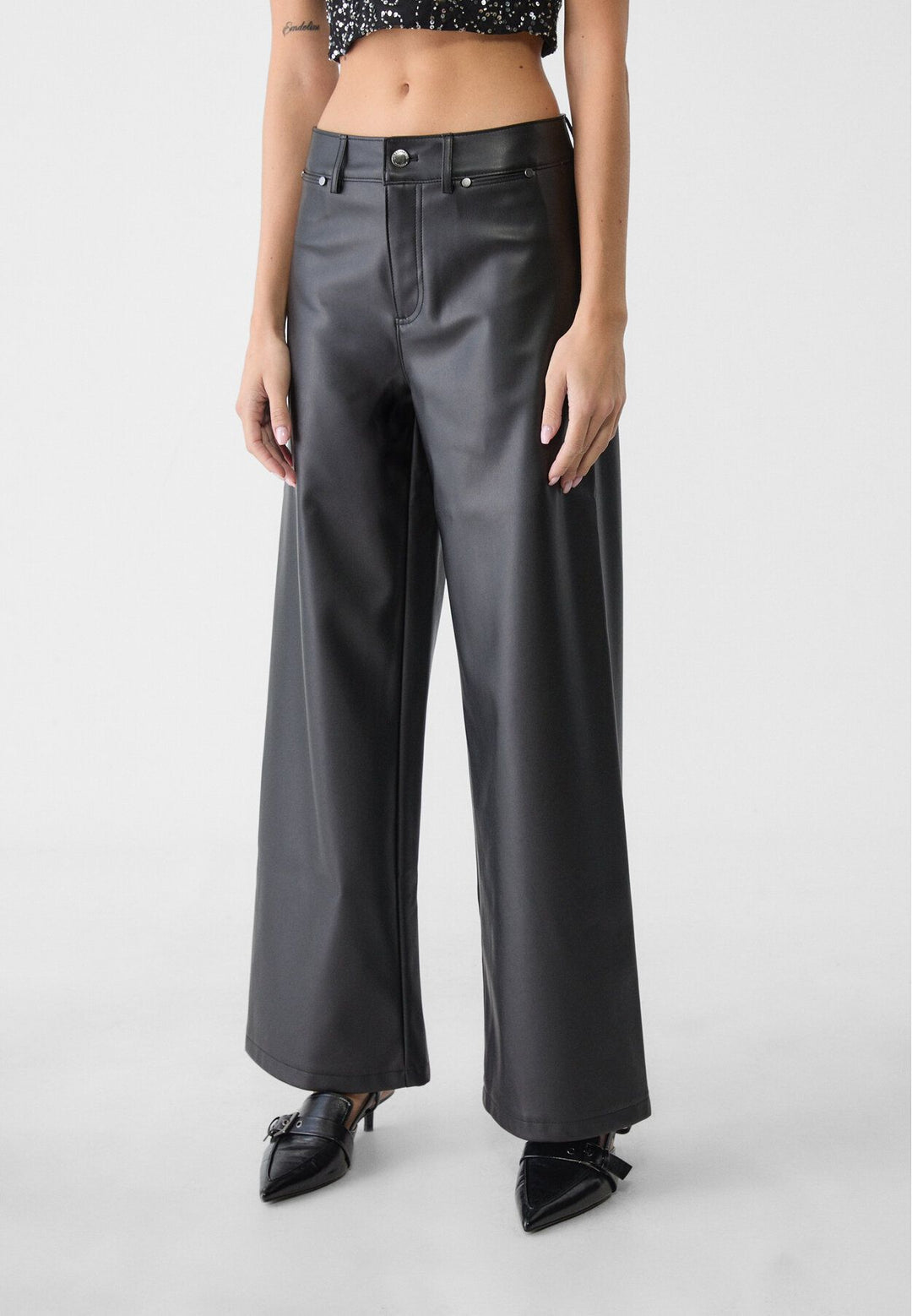 Moudda STRADIVARIUS - Pantalon Straight Minimal en Simili Cuir - Tunisie 3