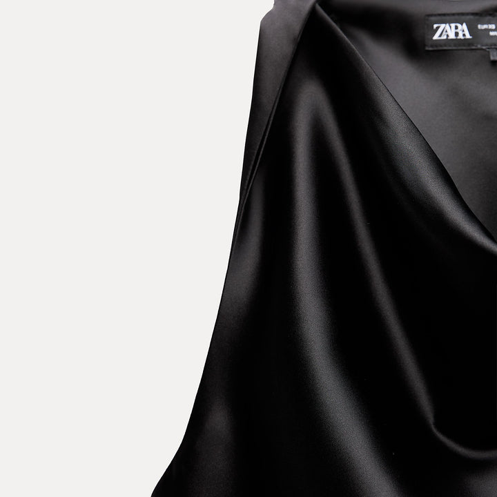Moudda ZARA - Robe mi-longue en satin décolleté torsadé - Tunisie 3
