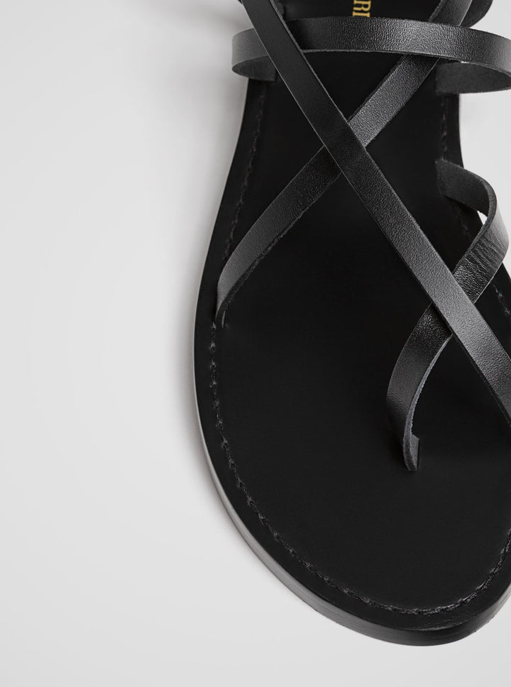 Moudda STRADIVARIUS - Sandales Plates à Brides Attachées en Cuir - Tunisie 1