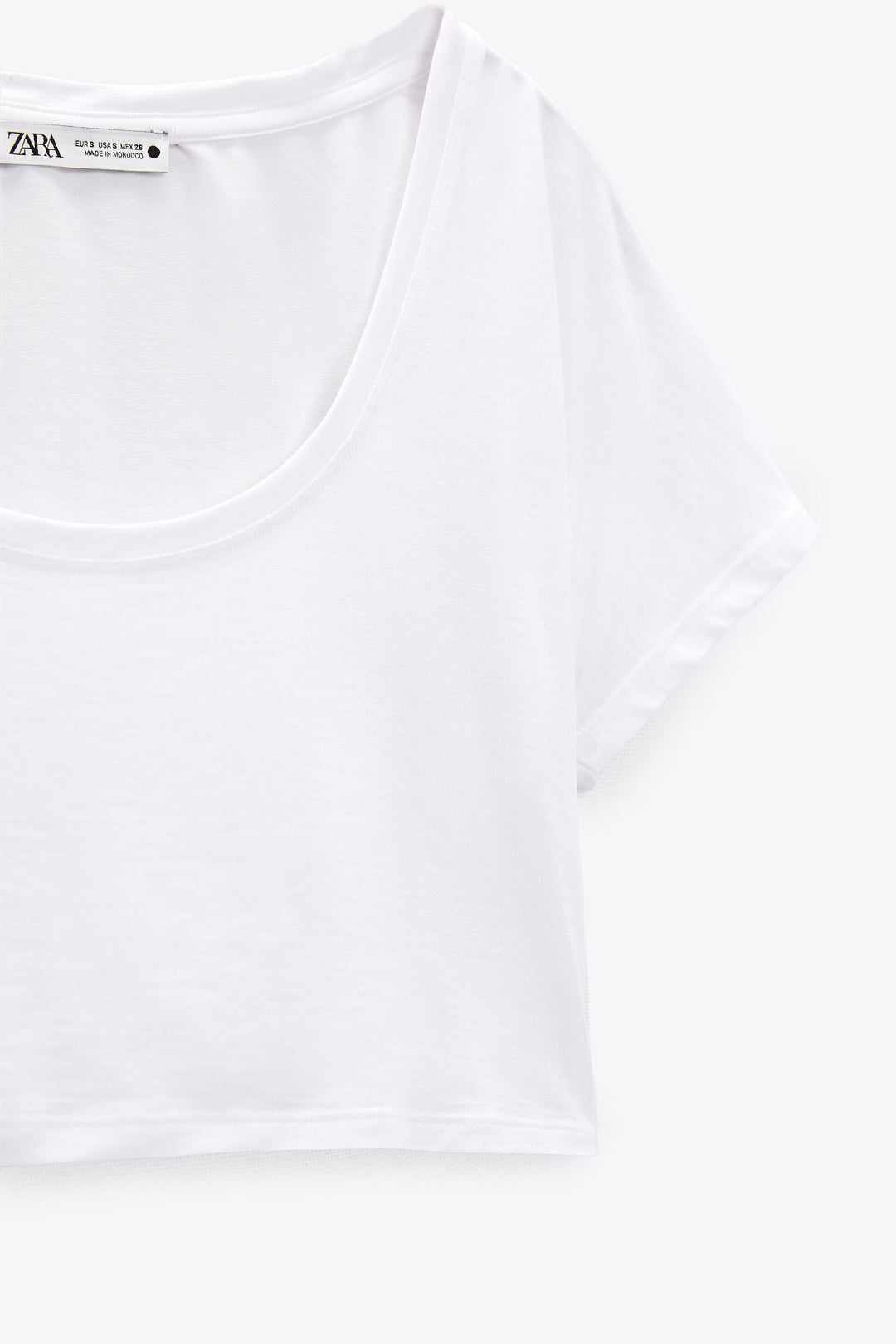 https://static.zara.net/photos/2023/V/0/1/p/0085/029/250/2/0085029250_6_3_1.jpg?ts=1678458250690