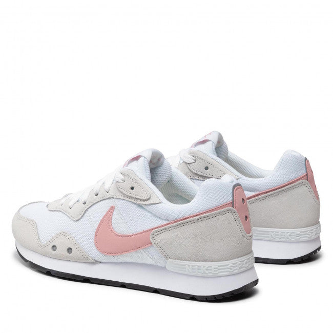 Moudda Nike - 2