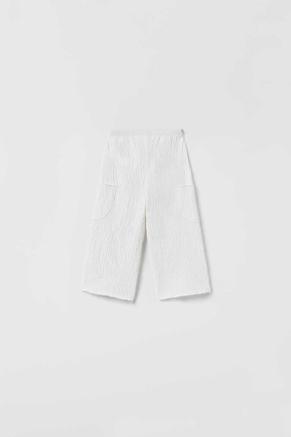 https://static.zara.net/photos/2023/V/0/3/p/4012/608/250/2/4012608250_6_2_1.jpg?ts=1682422014227
