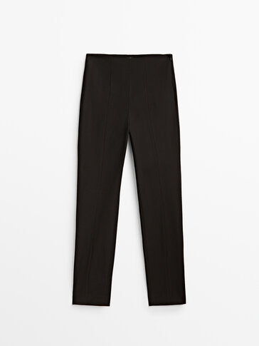 https://static.massimodutti.net/3/photos/2023/I/0/1/p/5096/636/800/5096636800_1_1_3.jpg?ts=1670918455504