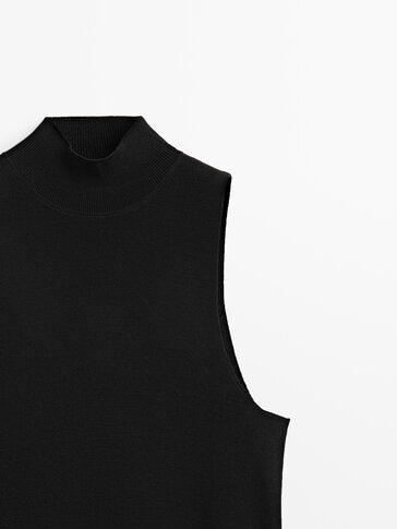 https://static.massimodutti.net/3/photos/2023/I/0/1/p/5700/522/800/5700522800_2_2_3.jpg?ts=1671532940314
