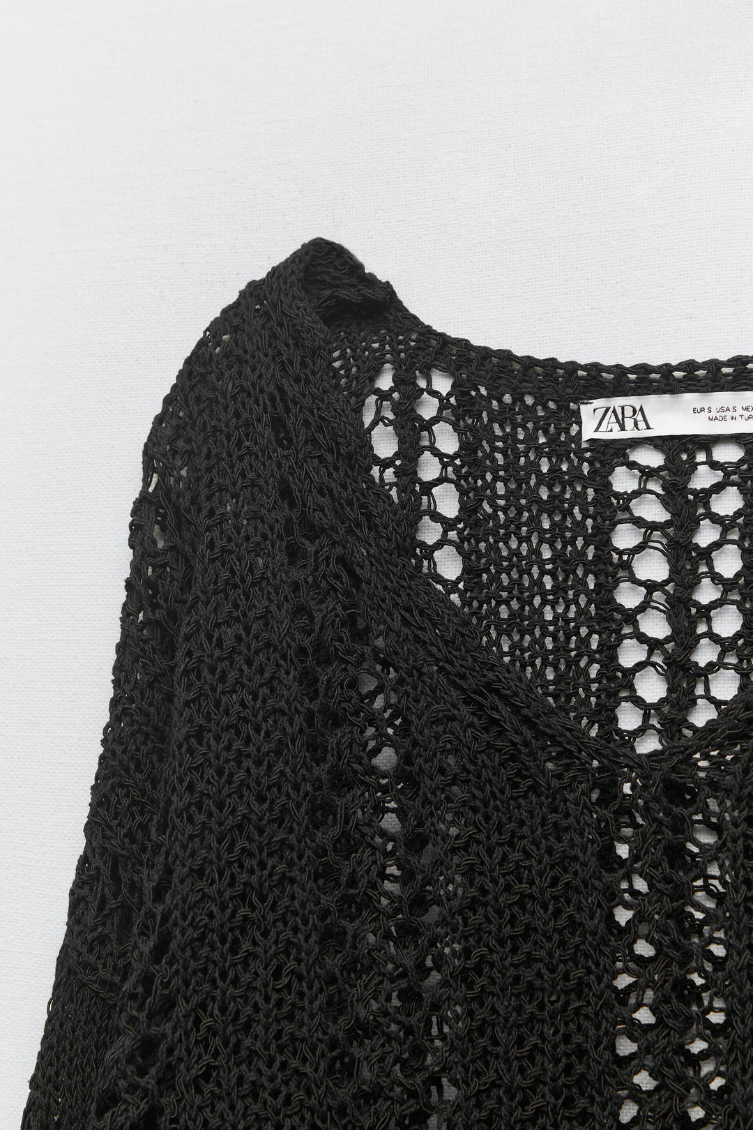 https://static.zara.net/photos/2023/V/0/1/p/6771/063/800/2/6771063800_6_3_1.jpg?ts=1678880051923